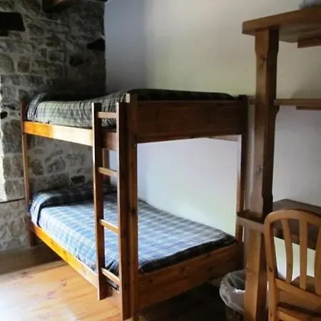 Turistico Valdebaro * Camaleño