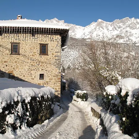 Turistico Valdebaro Hostel