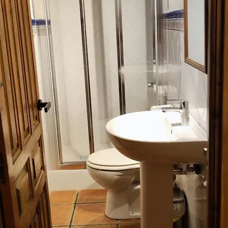 אכסניה Turistico Valdebaro *