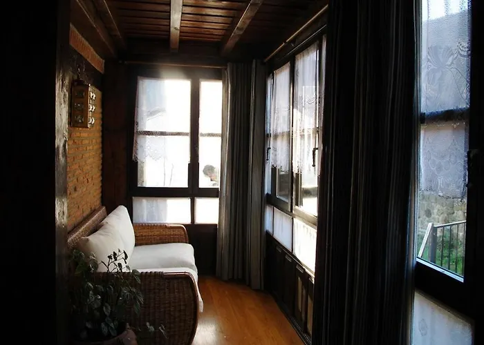 Turistico Valdebaro Hostel *